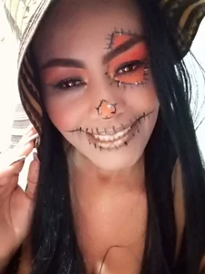 Trick or Treat? od black_ambar  snímek