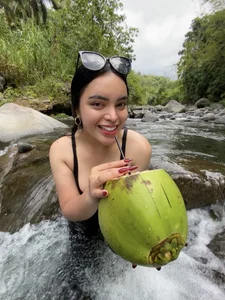 STARE WHILE SIPPING 🥥 de TS-SimplyTheBest  3 photos