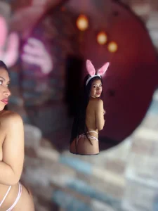 cute girl hot ♥ de Chloe_Martini  2 Imagens
