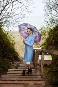 LeonaLane ☀️☀️☀️ รูป  3