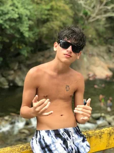 Hotsmale My friends 😈 Kuva 2