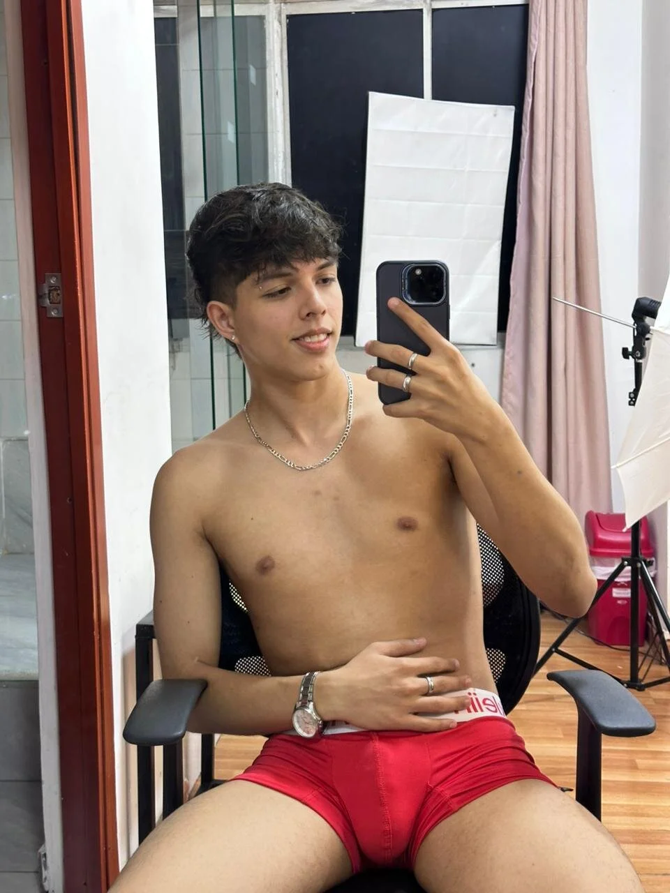 DamiaanXx Trendaava kuva 7070