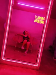 Khloe od Lilith_and_Khloe  2 snímek