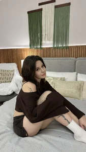 SelenaAlmond 🌺🤩 Pic 5