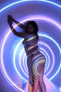 Ashley_HotGirl Urban Glow Bilde 7