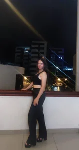 OliviaHalley: Public ( 2 фото)