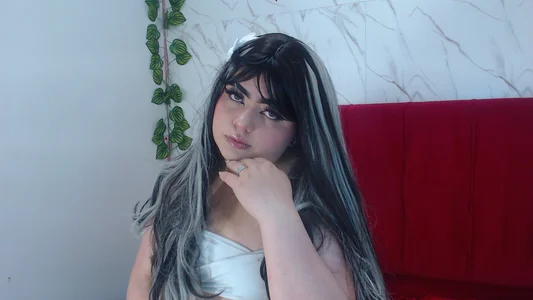 look new de anishasanchezcm101  2 Imagens