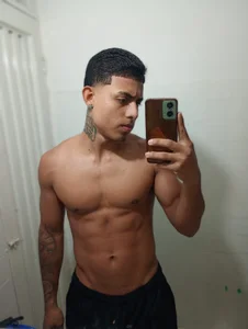Zdjęcia Tayron_king boy sexy:  5