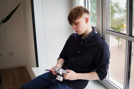 David_Keler It's so interesting by the window mmmm зображення 3