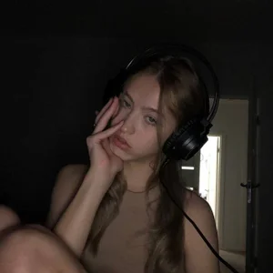 Moon_Silk Public Foto