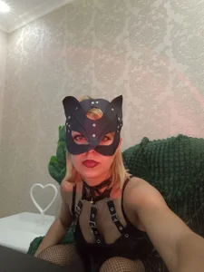 Leather, Mask & Whip 🖤 de VelvetSienna  Imagens