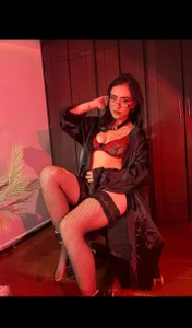 Raven_missty Girl wild Pic 2