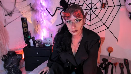 Jeanineescott demonio de halloween Pic 8