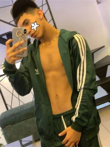 Public de HORNY_PRETTY  2 photos