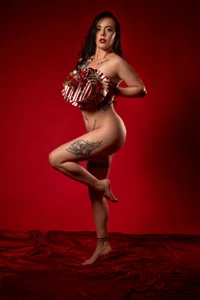 AndreaValenciaSanta Can’t Resist 🎅🏻 Bild 7