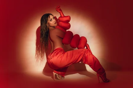 RebeccaHudson Red carpet 圖片