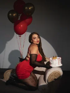 MadissonFord HAPPY BIRTHDAY Εικόνα 2