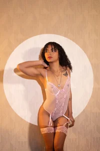 Skarleth_bm 🖤 slika 3