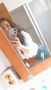 Yasmin_Paez99 Public Foto 7