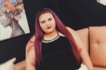 Jones_alexia: Welcome ( 4 фото)