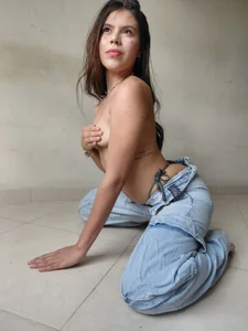 IrinaMonroee 🎁 Pic 5