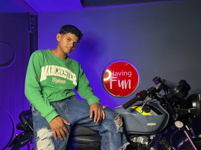 Jeffry_wolvess: Your Favorite Sexy Driver ( 9 фото)