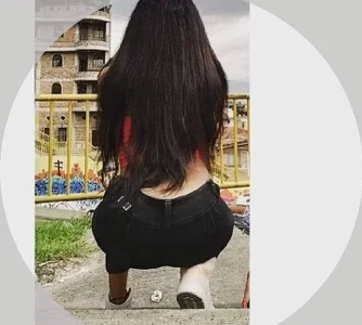 violet_bigcock774 Public Pic 6