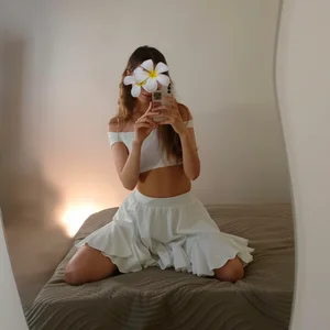 yes_Alice Public Pic