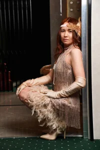 Sun_kissed_ Gatsby girl Pic 4