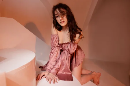 ElsaYoung Elsa 🍑 Immagine  2