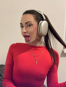 StripSuckura Public Bilde 5