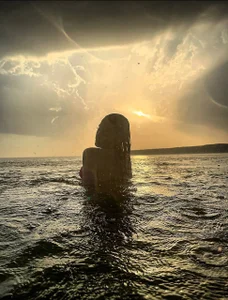 Quiet_Kathy1 sexy Kathy sunbathing on beach Pic 8