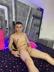 Salome_Moonn Naughty boy Pic 5