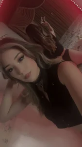 Eliih_01Public图片 2