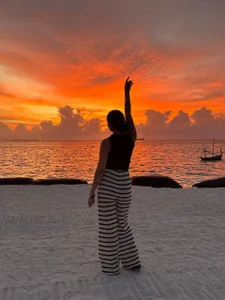 Miss_Vic Maldives Pic