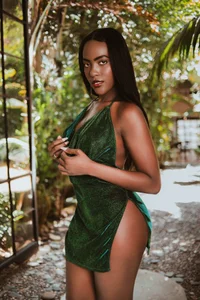 DakotaWangi Fresh and wild spring💚🌿🐍 Pic 4