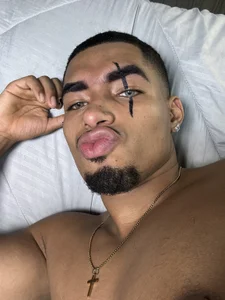 LiamByrne Cum show multiple times today? 👅💦 Pic 6