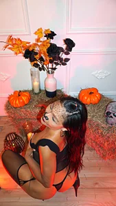 VeraGarnier The wild side came out tonight 🐆🔥 Fotka 9