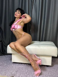 Melissa_Fane 🎀A candy in a beautiful wrapper🎀 Poză