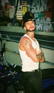 Alanrodgersのhot and elegant photos 😏🔥の 8枚の写真
