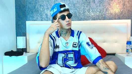 Patrick_Rango SMILE IS SOMETHING THAT IS IN ME 圖片 2