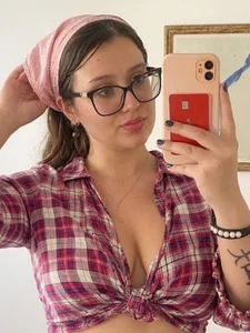 Hazelnuttz's XXX Nude Photo 4