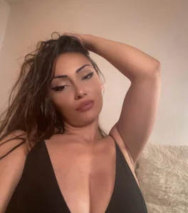 AlexissGrey Public Pic 2