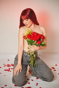 Violletta_blayke Love, too, knows how to blossom 🌹 Pic