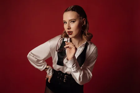 LiliLinnのI'm in prime timeの 5枚の写真