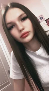 Browni_Kiss Public Foto