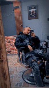 📸📸 de fuck_boy17  2 Imagens