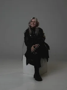 Flora_SecretLife Dark photos🖤🩶 Εικόνα 3