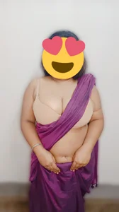 JiniYa_38 Public Pic 2