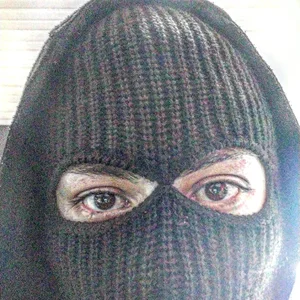 Amahd696: Public ( 5 фото)